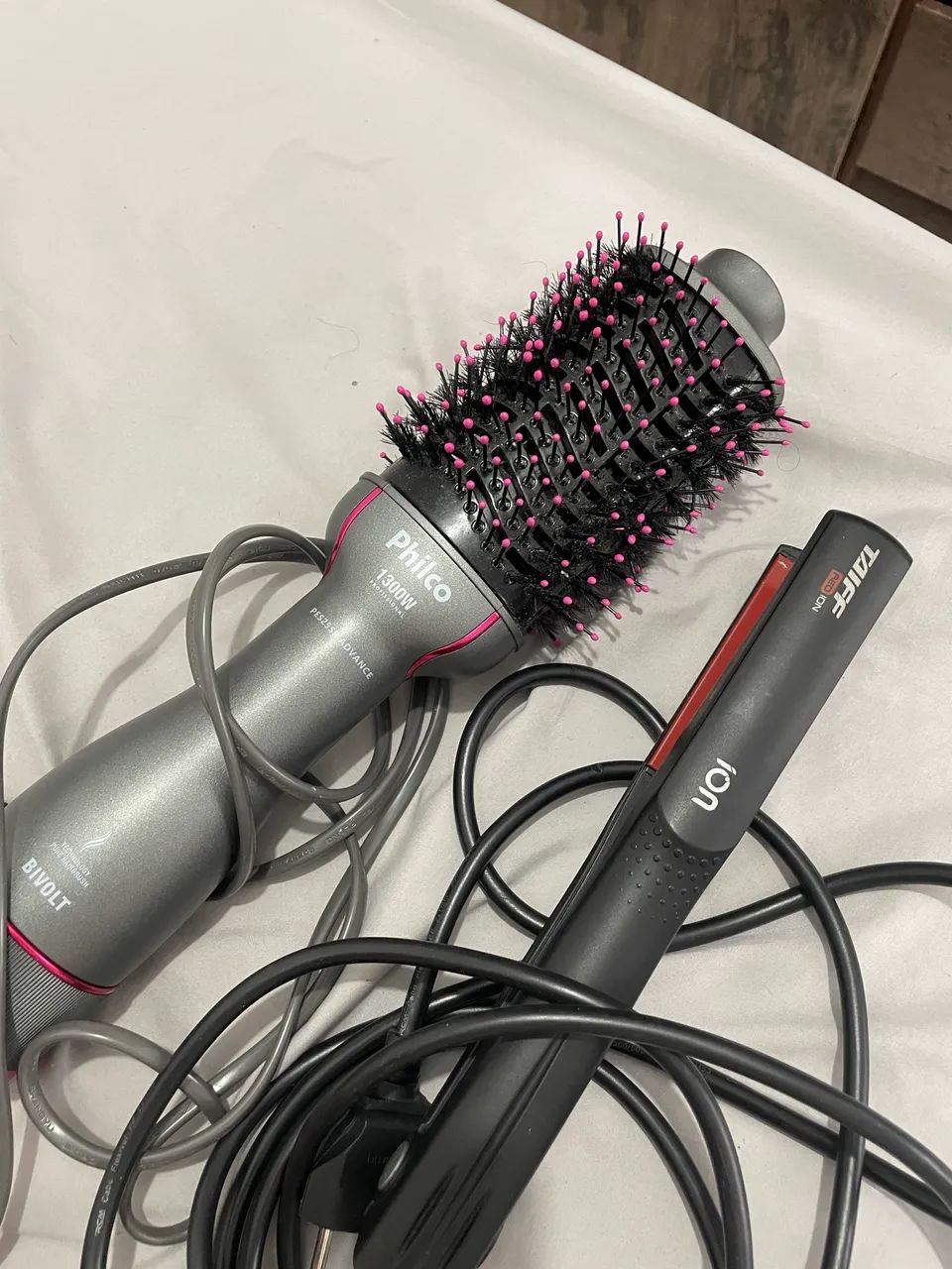 Escova secadora e chapinha