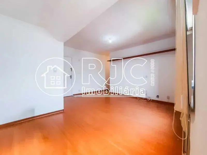 Imóvel para venda tem 80 metros quadrados com 2 quartos em Vila Isabel - Rio de Janeiro - 