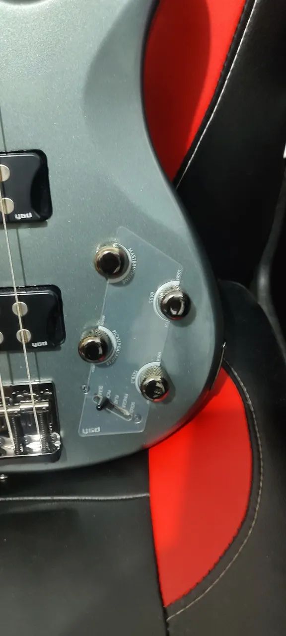 Baixo Yamaha - Foto 4