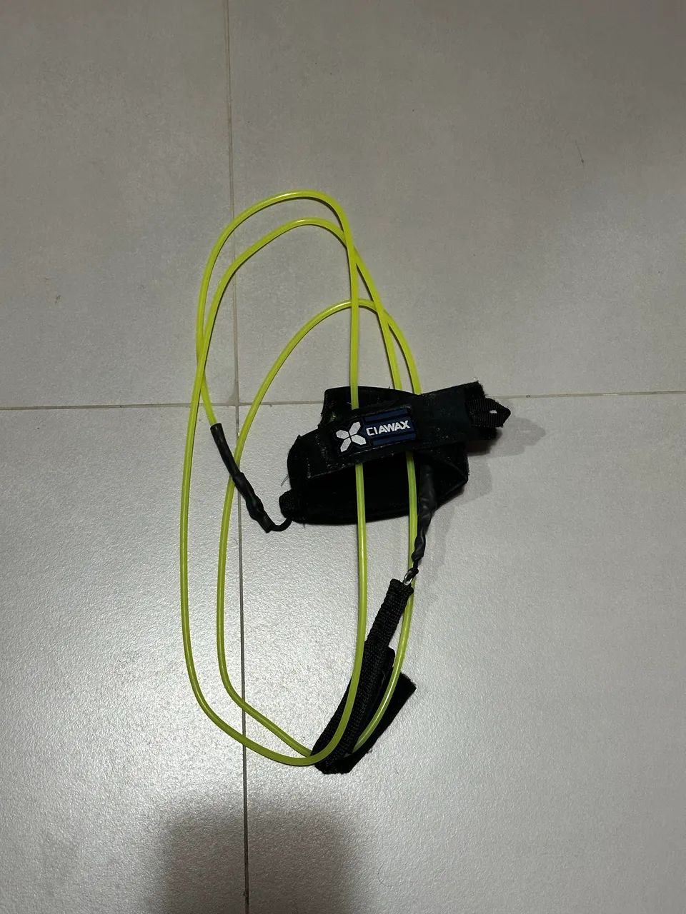 Prancha de Surf 6?1 28L + leash + capa - Foto 3