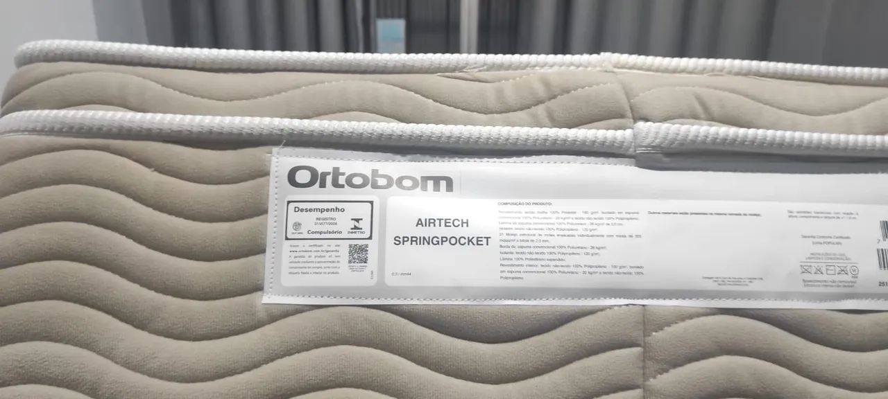 Colchão solteiro ORTOBOM NOVO