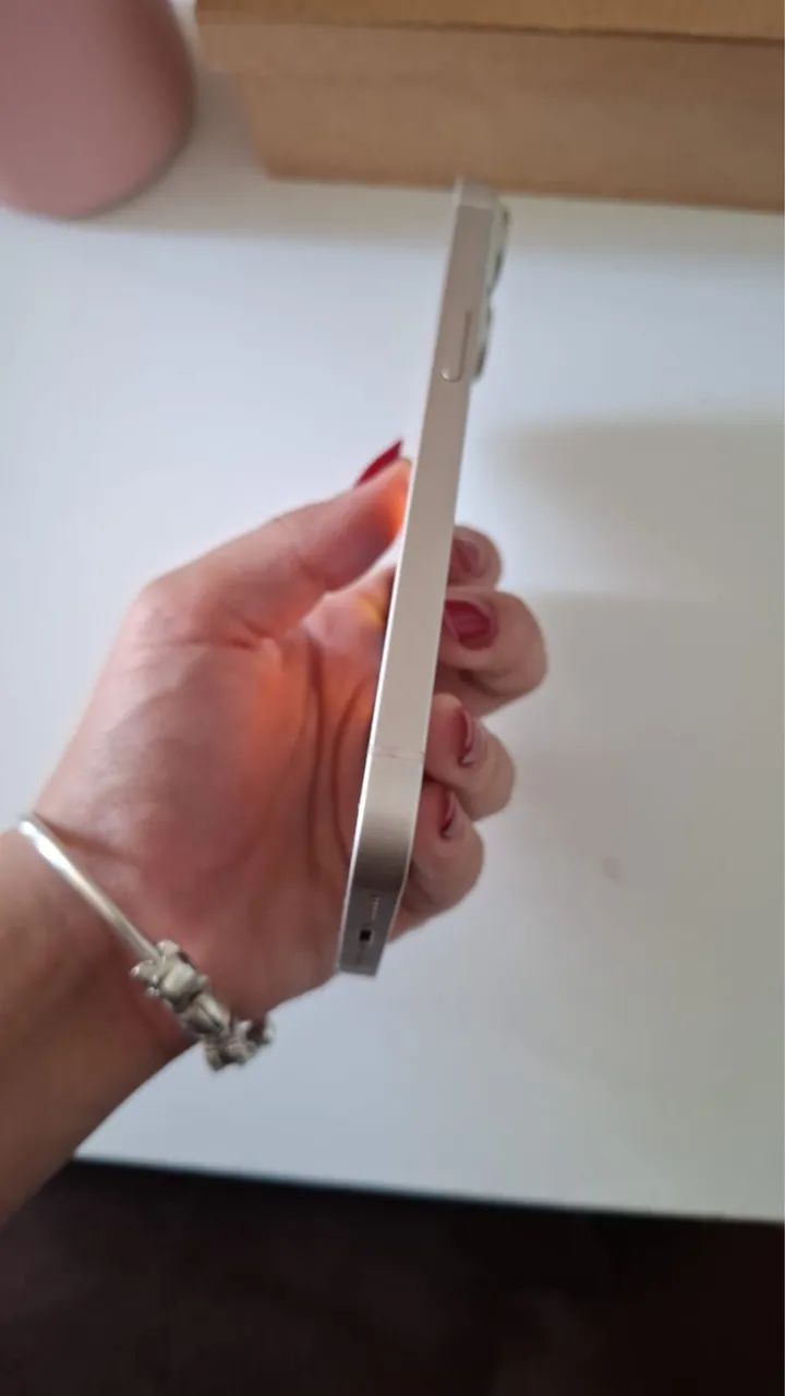 iPhone 14 - 128GB branco  - Foto 2