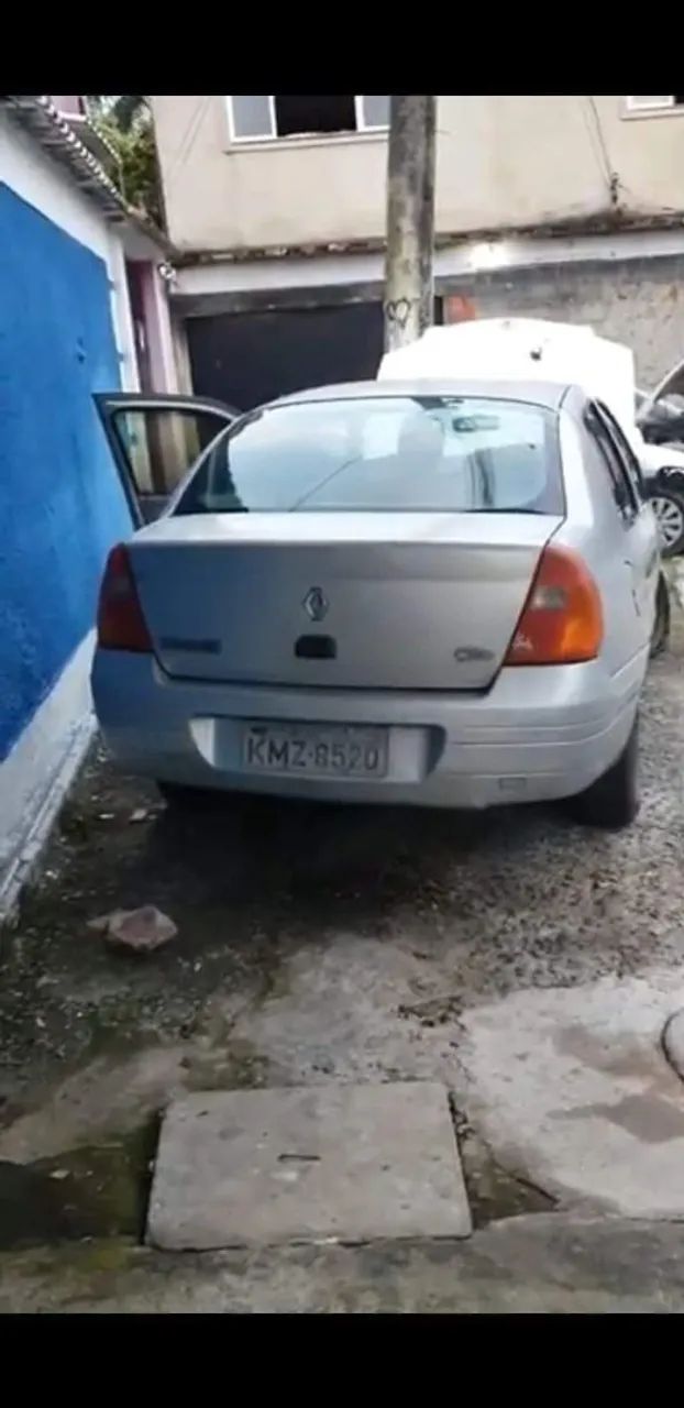 Renault Clio Clio RN/ Expression 1.6 16V 5p 2001