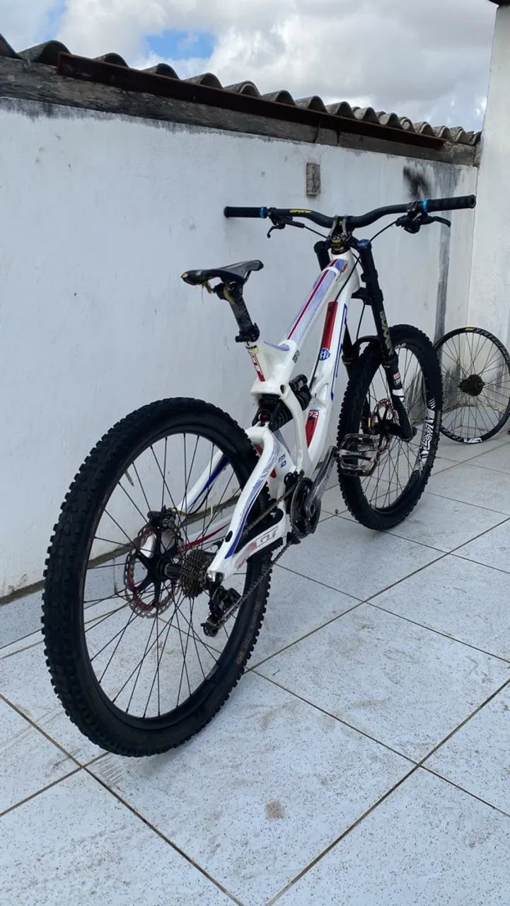QUADRO GT FURY 2017