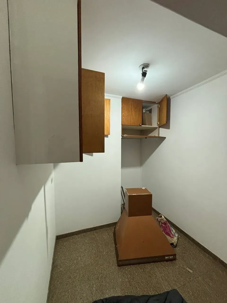 Amplo apartamento de 2 dms e 2 vagas - Foto 2
