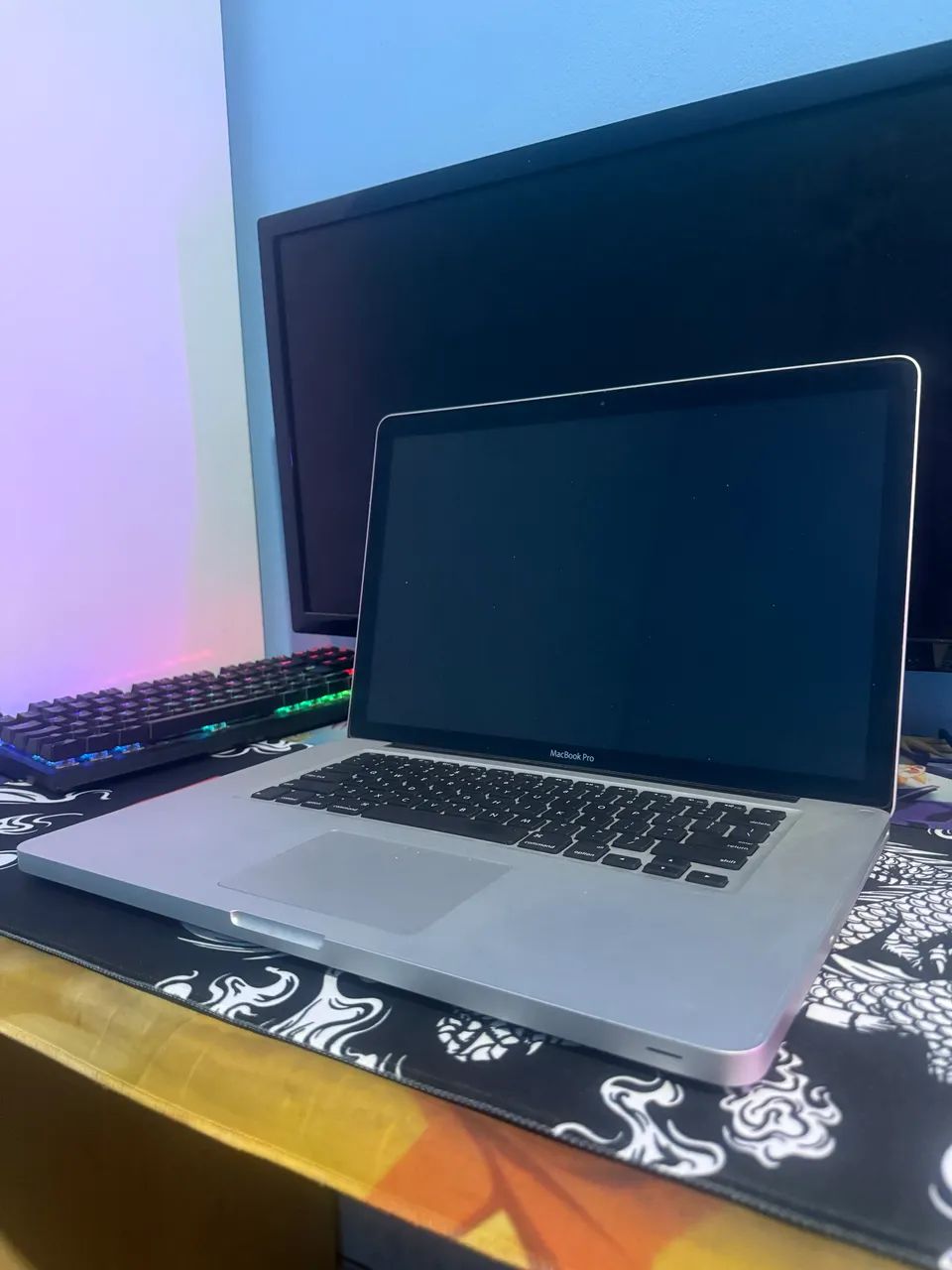 MacBook Pro 15? | Core i5 | 8GB RAM | SSD 240GB | macOS Ventura - Foto 3