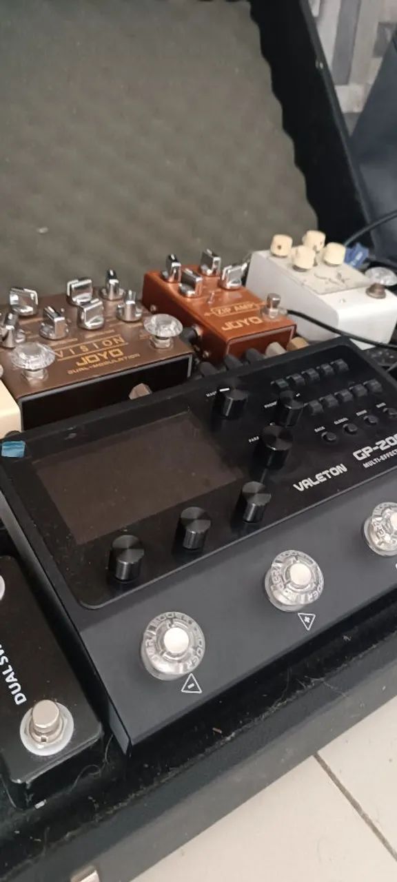 Valeton GP200LT + dual switch