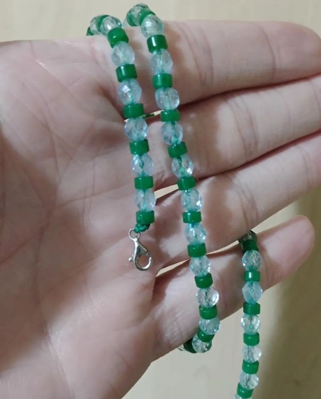 Colar de topázios naturais e jade verde - Foto 2