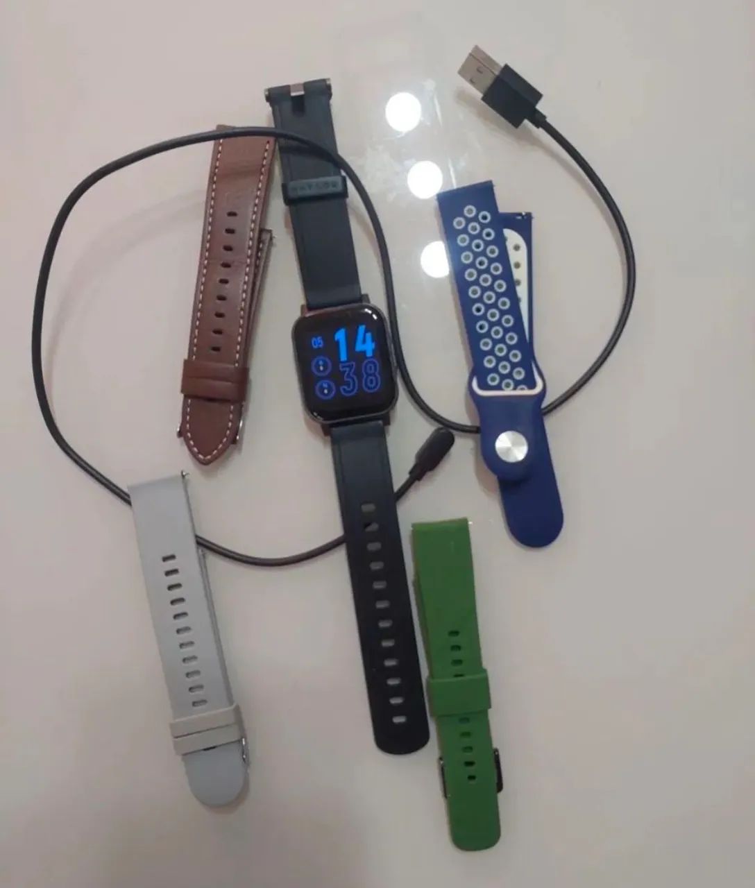 Relógio smartwatch com pulseiras  - Foto 3