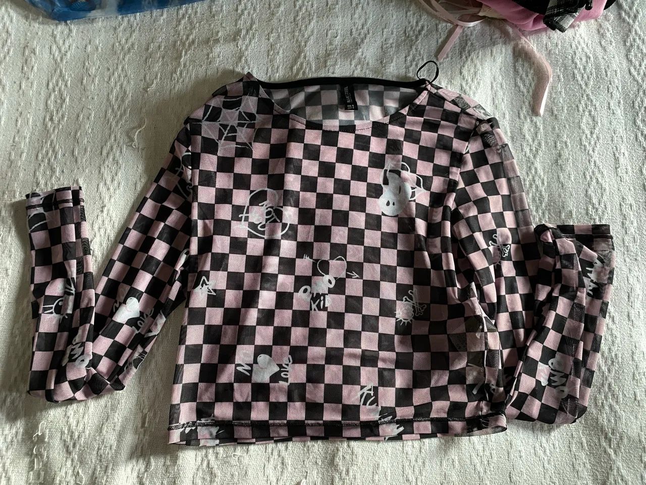 Brechó/Bazar - 5 blusas tamanho M - Foto 2