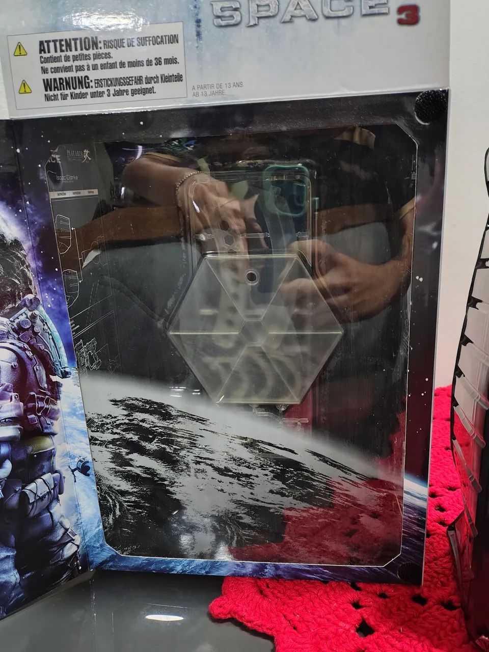 Play arts Kai dead space 25cm Original completo com caixa - Foto 2