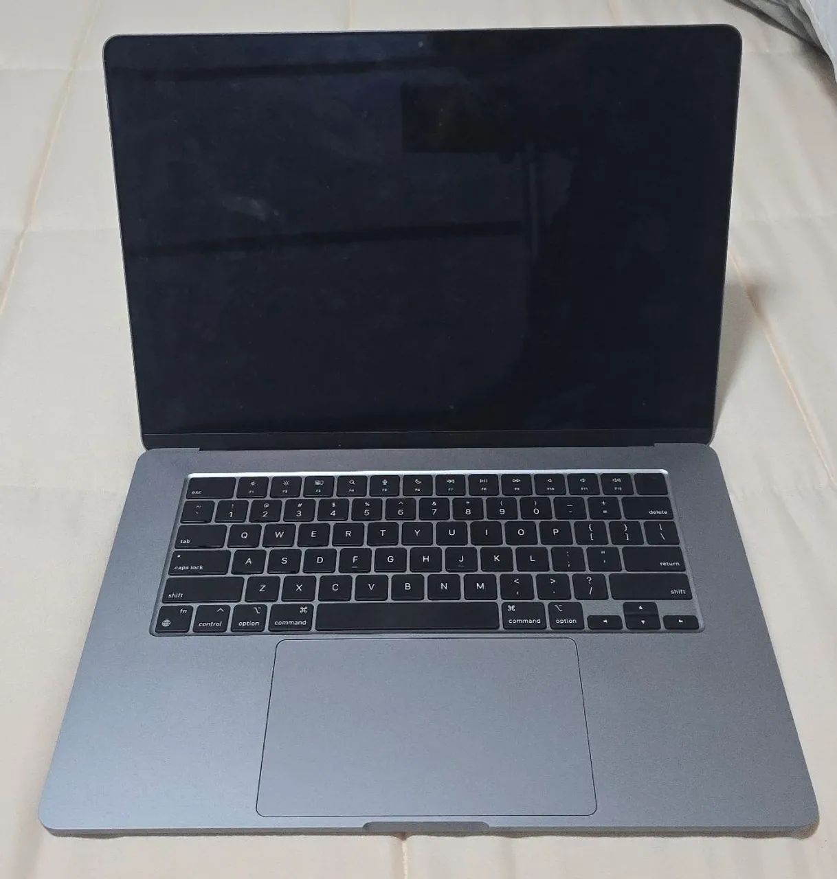 MacBook Air M2 - 15" - 2023