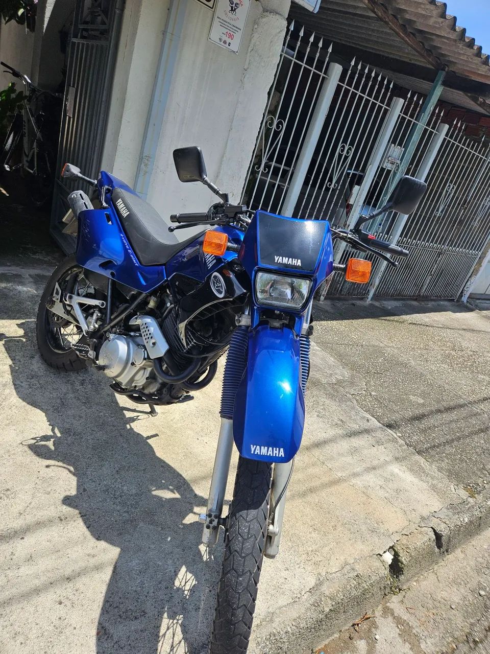 XT 600 E