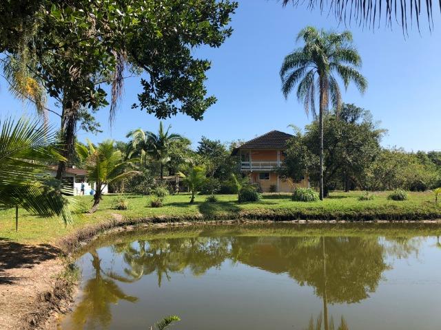 Chácara em Alexandra - Paranaguá na beira de rio com 2 casas + barco e veleiro - Foto 2