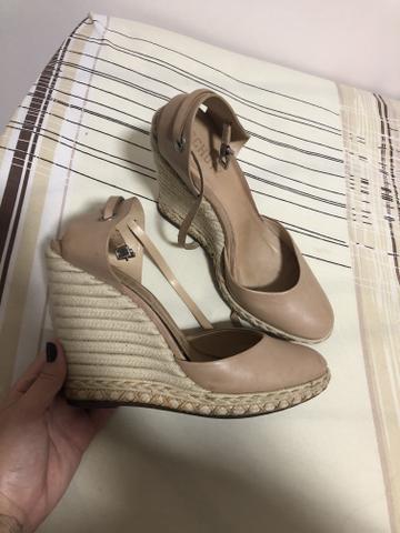 Sapato Schutz número 38 por R$90,00 - Foto 2