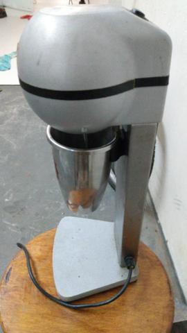 Vendo batedor de Milk shake copo de inox esta semi nova