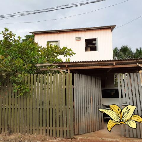 Vendo uma casa 70 mil