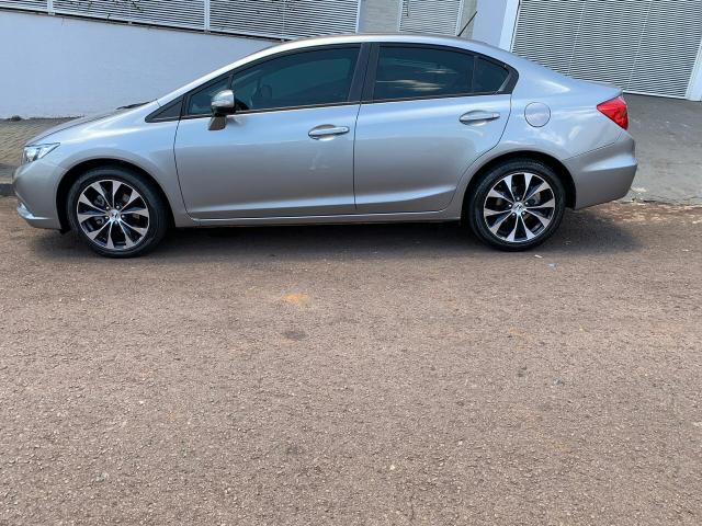 Civic 2015 - Foto 2
