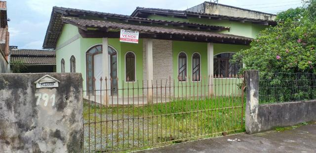 Casa com suíte mais 2 quartos no Vila Nova