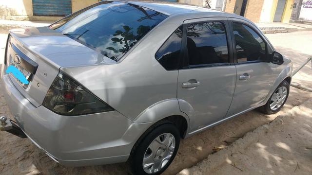 Ford fiesta 1.6 EXTRA - Foto 6