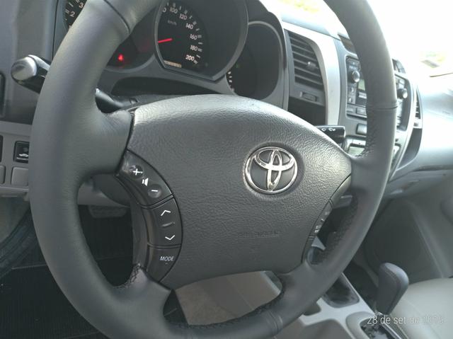 Hilux Srv 3.0 Aut - Foto 16