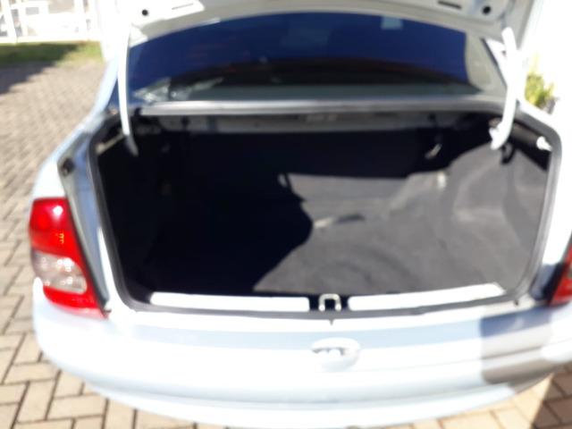Classic 2010 com ar - Foto 15