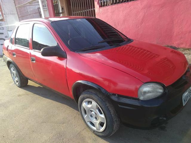 Corsa 96 04 portas em dias - Foto 2