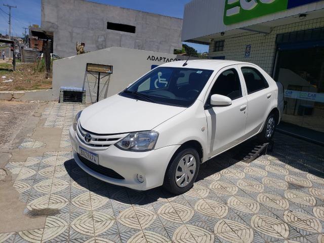Toyota Etios 1.5X - Foto 3