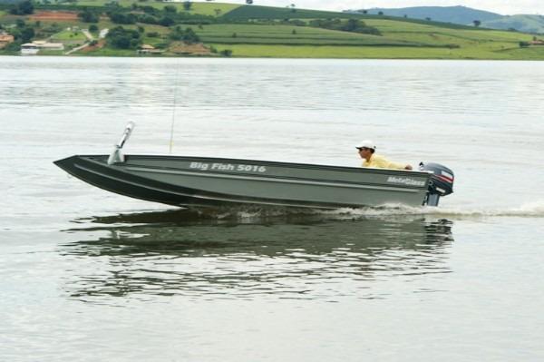 Barco de Pesca Big Fish 5016