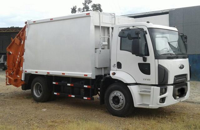 Aluguel caminhão compactador prensa coletor de lixo - Foto 10