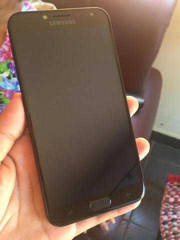 Vendo J4 celular em estado de novo