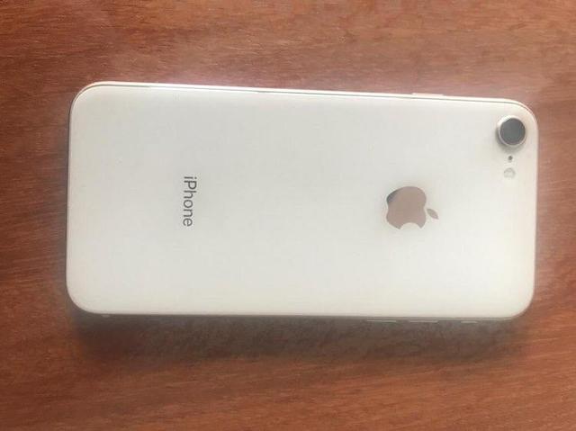 IPhone 8 - 64gb - Foto 3