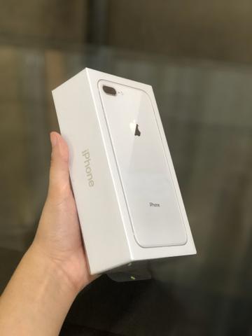 IPhone 8 Plus 64gb - Prata - Lacrado, 1 ano de garantia Apple - Foto 2