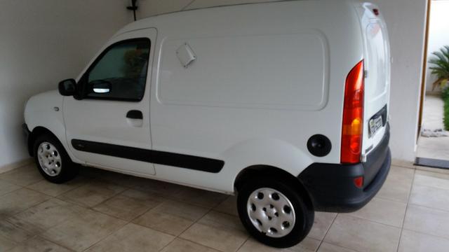 Vende se uma kangoo ano 2013 ar condicionado alarme direção hidraulica - Foto 8