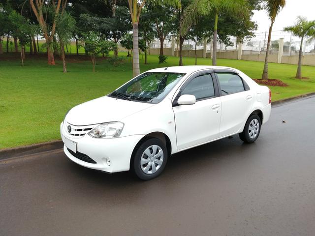 Toyota Etios 2013 XS 1.5 completo - Foto 3