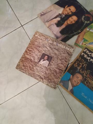 Vendo discos antigos inclusive Nelson Ned - Foto 2