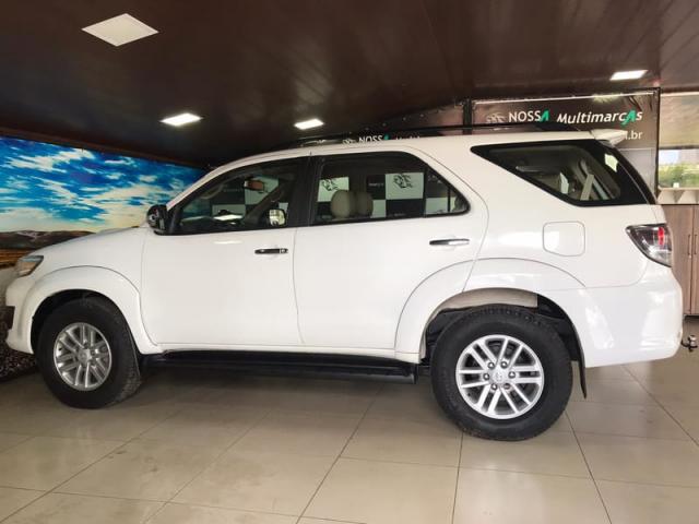 TOYOTA HILUX SW4 SRV 4X4 3.0 AUTOMÁTICA DIESEL - Foto 8