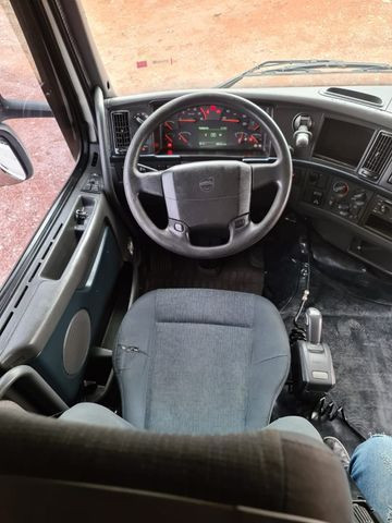 Caminhão Volvo FH460 6x2 trucado - Único dono - Foto 15