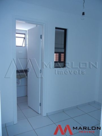 Apartamento no Renaissance, com 3/4 e 77m²