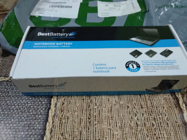 Bateria nova, lacrada de notebook