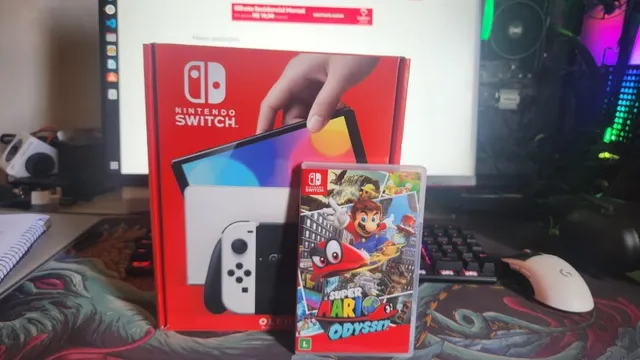 New Nintendo Switch Oled - DESTRAVADO COM 256gb 10 jogos completos