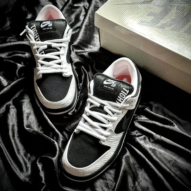 NIKE Dunk SB x TIGHTBOOTH "Black White" - Foto 3