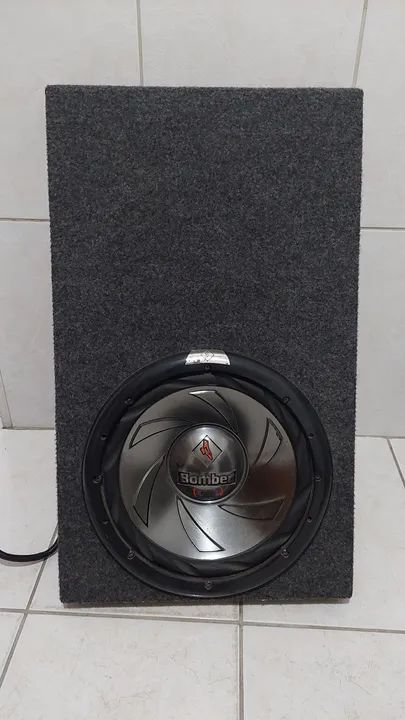 Caixa de som interna + Subwoofer 12 polegadas Montana
