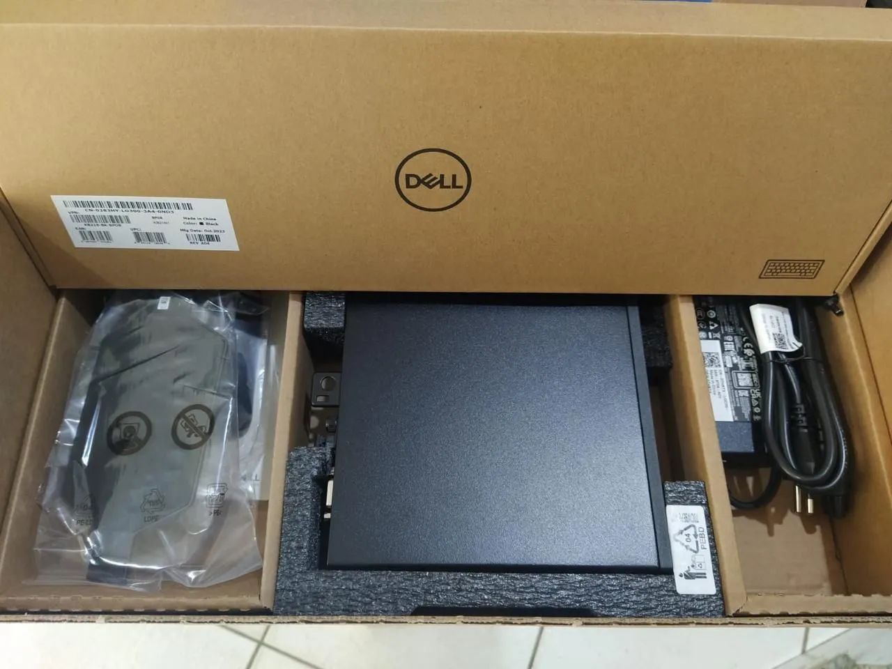 Dell  I5/12th/8gb/ NVME 256, fonte, teclado, mouse e mouse pad.