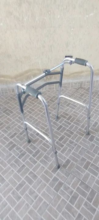 Andador seminovo - Foto 2