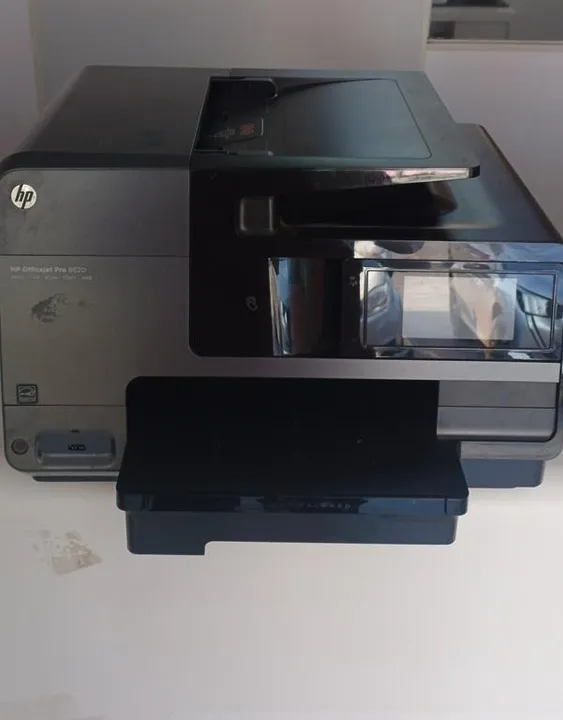 Multifuncional HP Officejet Pro 8620 com defeito