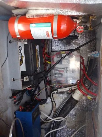 Lancha Phantom 300 diesel  - Foto 4