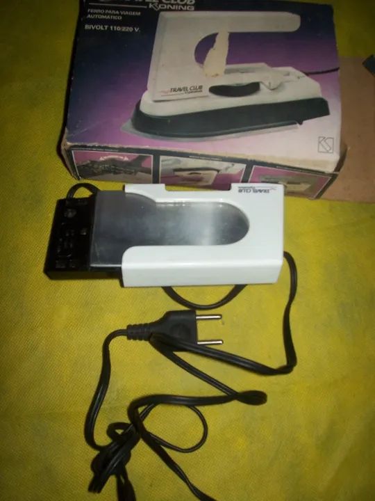 Ferro de passar roupa em viagem - Foto 3