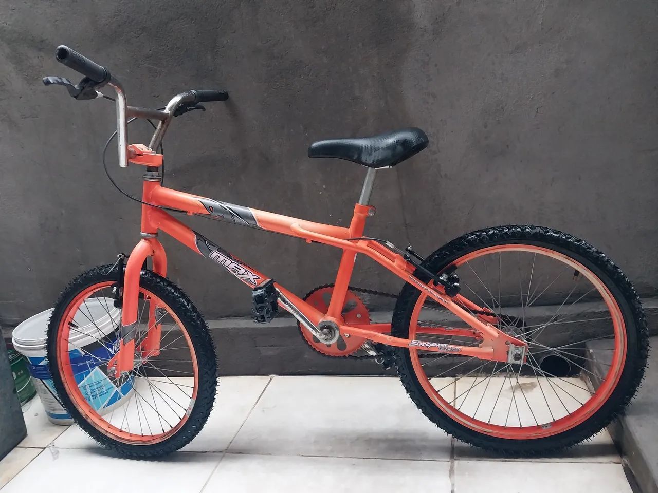 Bicicleta Cross aro 20 semi nova faço entrega 