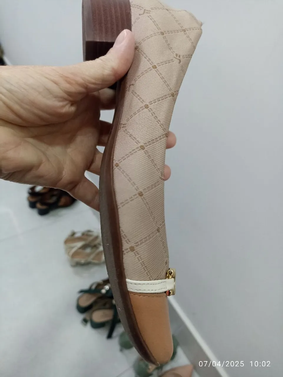 Sapatilha Bege